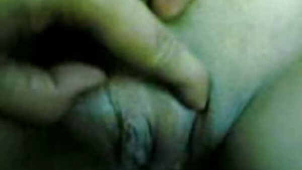 GF رهيبة طويلة الأرجل يستمني بشمعة موقع سكس احترافي ويحصل على analfucked