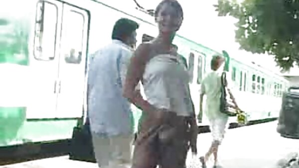 مص الديك موقع سكس مترجم عربى مجنون Rylin الهجمات أداة كبيرة مع فمها