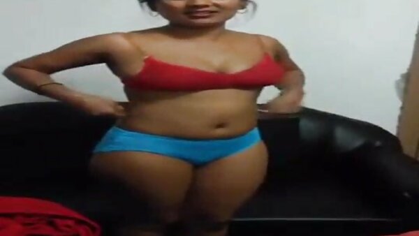 فتاتان رياضيتان جميلتان تحصلان على كس وحمار خبطت من قبل أربعة مان مواقع بورنو مترجم