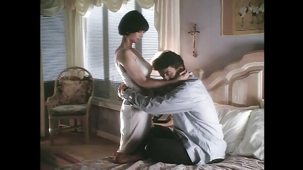 ترغب الكتكوت الأسود الحار مواقع سكس مترجم عربي بريدجيت ب في تذوق مصاصة ساخنة