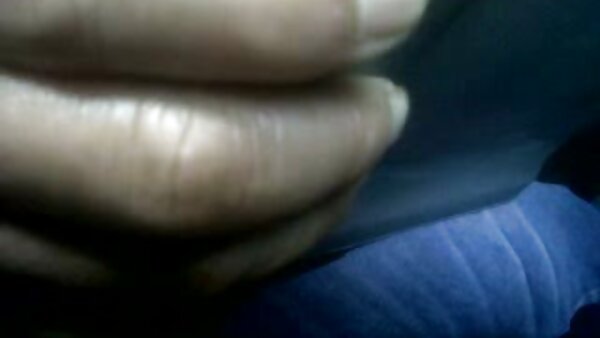 المراهق الياباني المرن أيكو كوندو انمي سكس بدون حجب يصاب بالجنون من ممارسة الجنس مع الأصابع