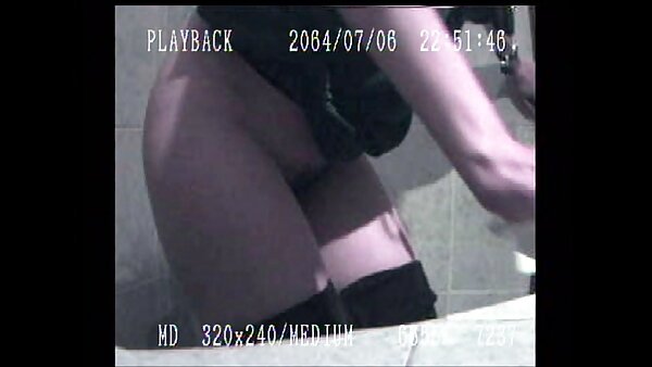 سلوتي Shiho Kanou يمارس الجنس مع سمورها مع دسار جميع مواقع السكس المترجم أمام الكاميرا