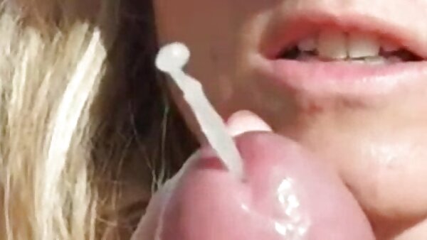 الرجل النحيف مواقع تحميل سكس مترجم مع الشارب الحصول على اللسان و footjob من إيفا رامون