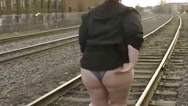 السمراوات مفلس ومدهشة يعطي مواقع سكس اجنبية مترجمة اللسان لقطعة كبيرة