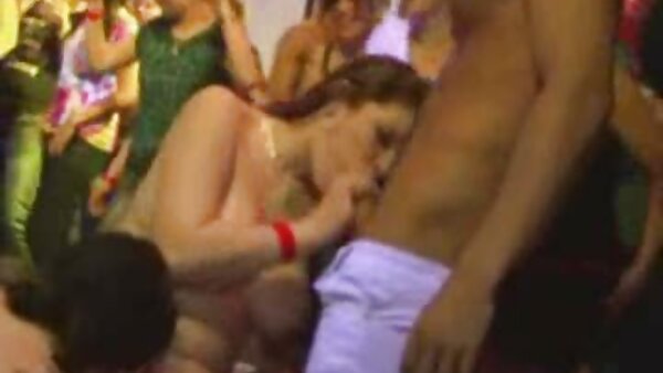 امرأة سمراء مفلس Jolee Love تأخذ cumshots في الفم بعد ممارسة سكس الموقع الازرق مترجم الجنس الشرجي الخشن
