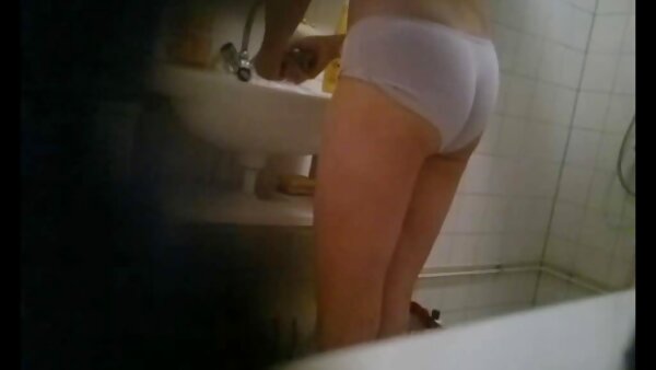 مراهقة مرنة لطيفة اكبر موقع سكس مترجم من روسيا Yanna Kokx تظهر عارية وتظهر كس لذيذ